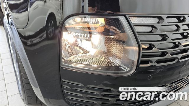 Hyundai Staria 2025 — photo 8