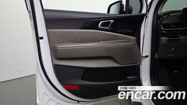Kia Canival 2025 — photo 14