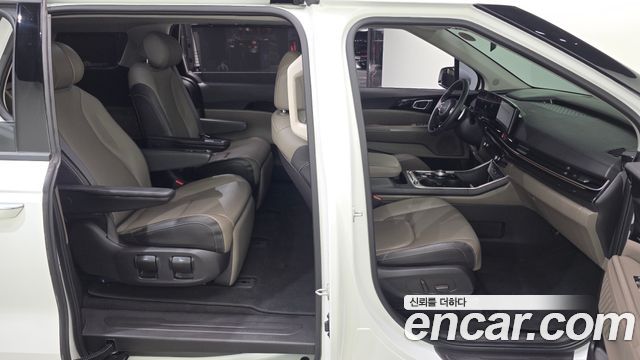 Kia Canival 2025 — photo 16