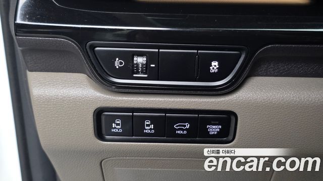 Kia Canival 2025 — photo 26