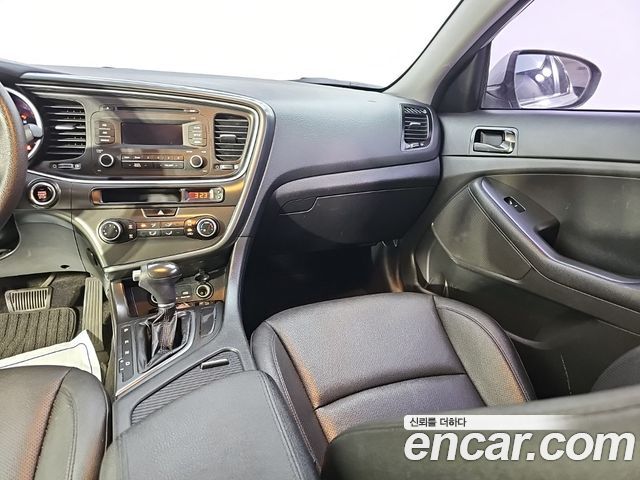 Kia K5 2015 — photo 10