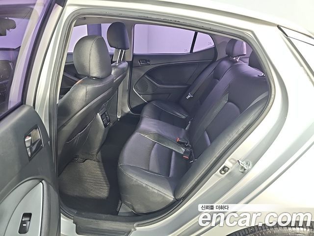 Kia K5 2015 — photo 12