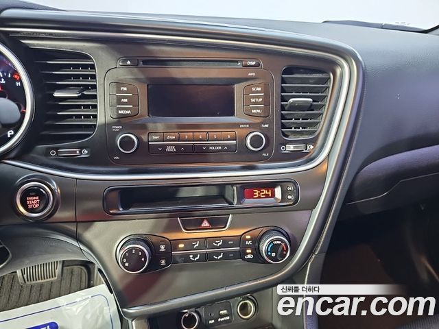 Kia K5 2015 — photo 13