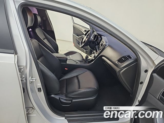 Kia K5 2015 — photo 16