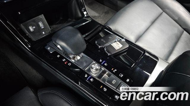 Kia K7 2020 — photo 9