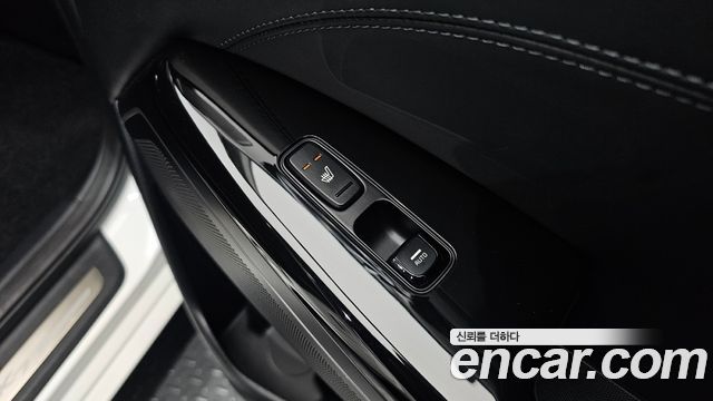 Kia K7 2020 — photo 16