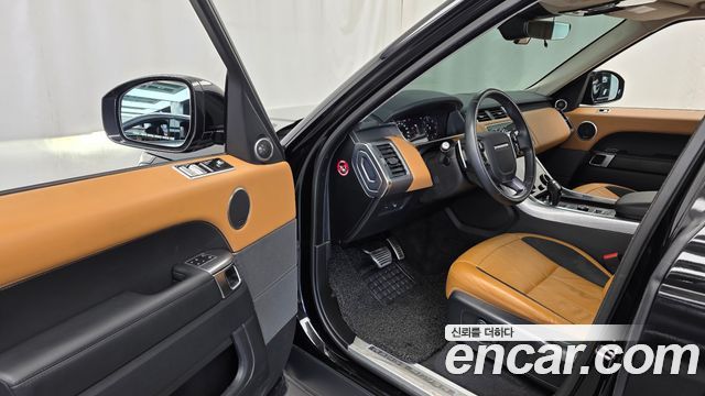 Land Rover Range Rover Sport 2019 — photo 13