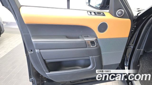 Land Rover Range Rover Sport 2019 — photo 14