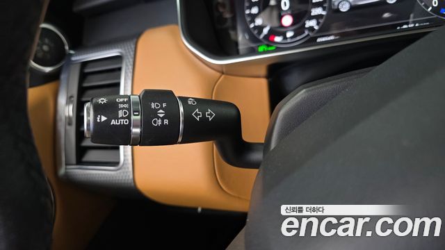 Land Rover Range Rover Sport 2019 — photo 28