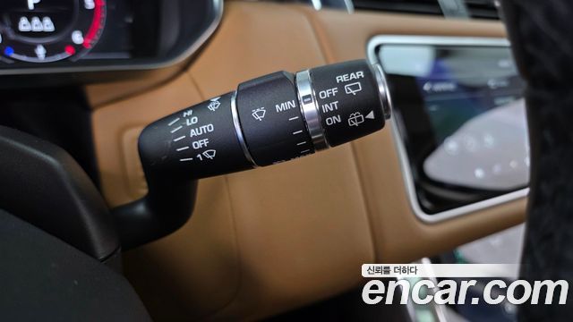 Land Rover Range Rover Sport 2019 — photo 29