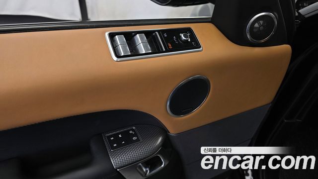 Land Rover Range Rover Sport 2019 — photo 30