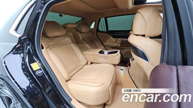 Genesis G90 2022 — photo 17