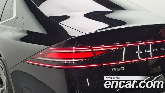 Genesis G90 2022 — photo 9