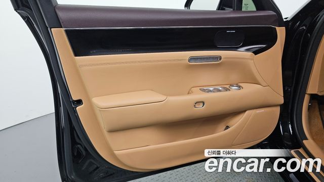 Genesis G90 2022 — photo 14