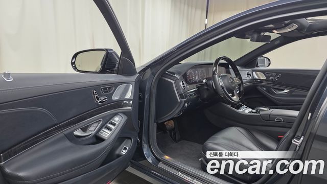 Mercedes-Benz S-Class 2019 — photo 13