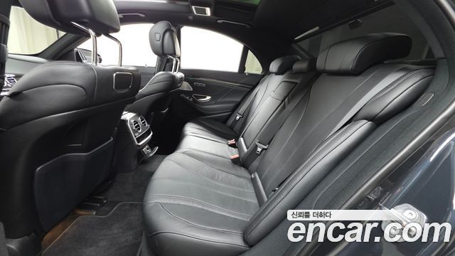 Mercedes-Benz S-Class 2019 — photo 18