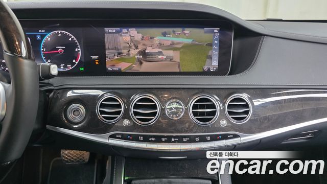 Mercedes-Benz S-Class 2019 — photo 19