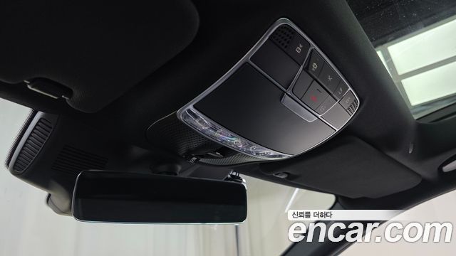 Mercedes-Benz S-Class 2019 — photo 26