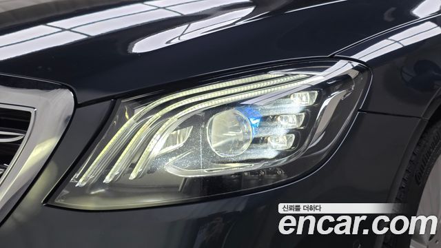 Mercedes-Benz S-Class 2019 — photo 8