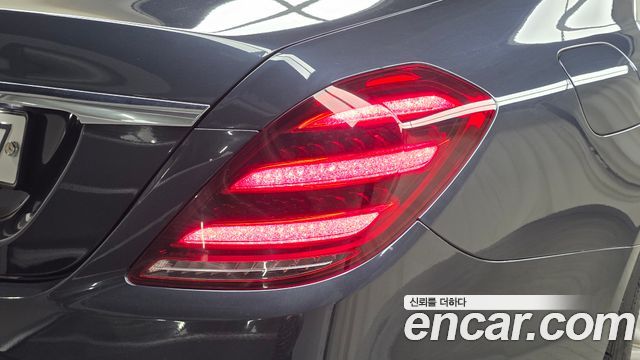 Mercedes-Benz S-Class 2019 — photo 9