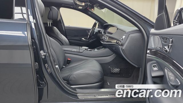 Mercedes-Benz S-Class 2019 — photo 16
