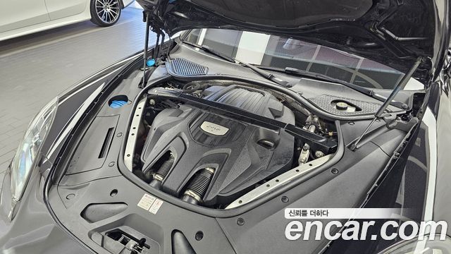 Porsche Panamera 2018 — photo 6