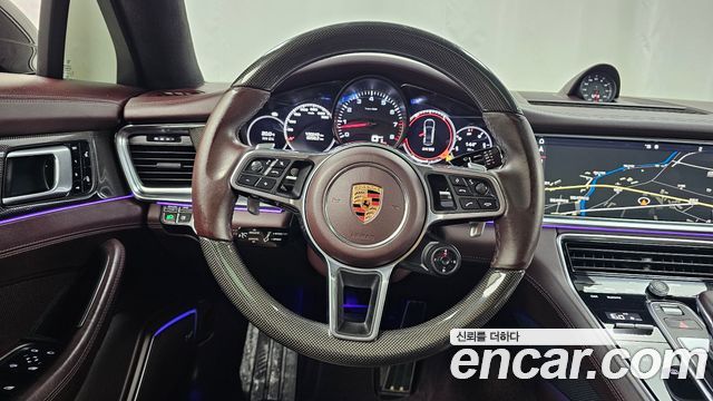 Porsche Panamera 2018 — photo 12