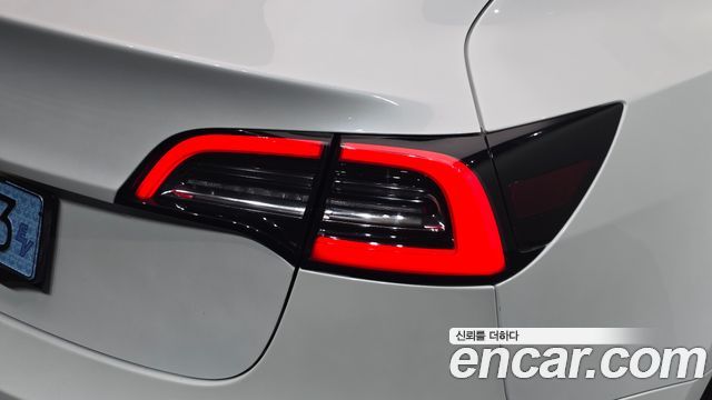 Tesla Model 3 2021 — photo 9