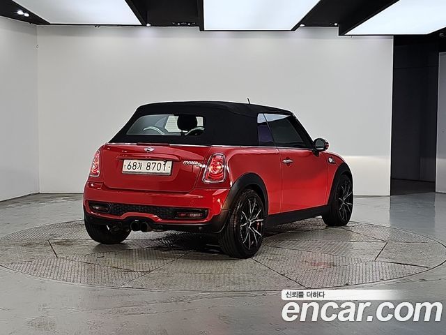 Mini Cooper Convertible 2015 — photo 4