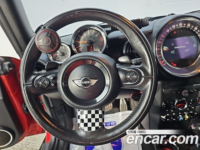 Mini Cooper Convertible 2015 — photo 9