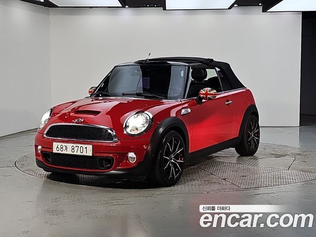 Mini Cooper Convertible 2015 — photo 13