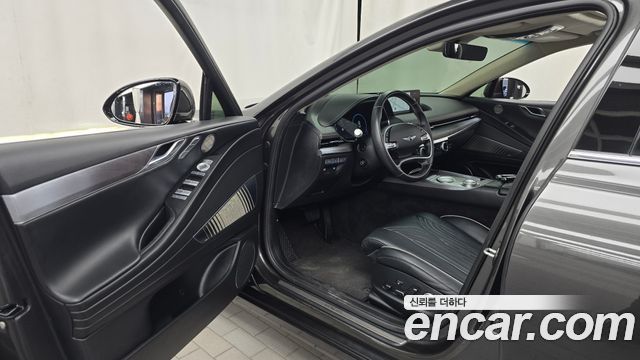 Genesis G80 2022 — photo 13