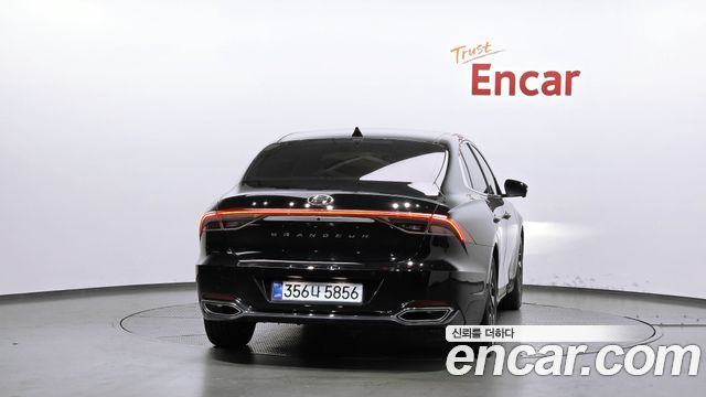 Hyundai Grandeur 2023 — photo 4
