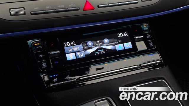 Hyundai Grandeur 2023 — photo 24
