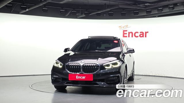 BMW 1-Series 2020 — photo 3