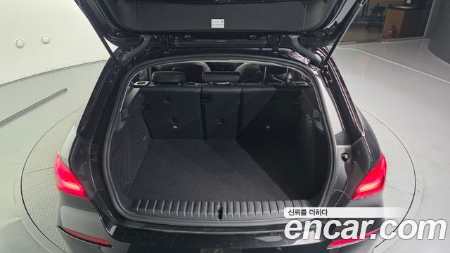 BMW 1-Series 2020 — photo 26