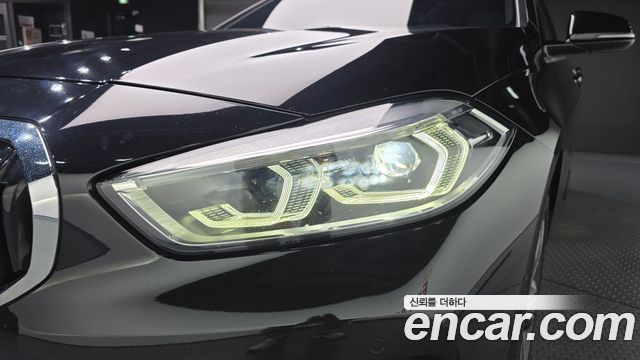 BMW 1-Series 2020 — photo 8