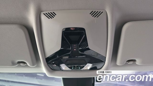 BMW 1-Series 2020 — photo 28