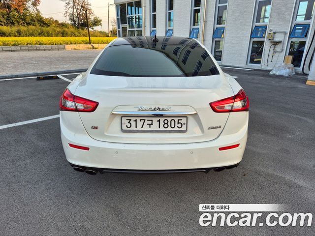 Maserati Ghibli 2017 — photo 2