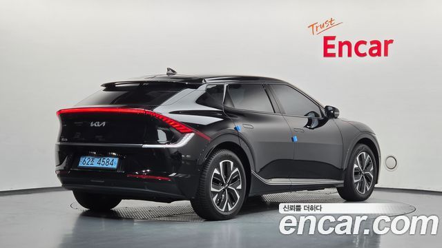 Kia EV6 2022 — photo 2