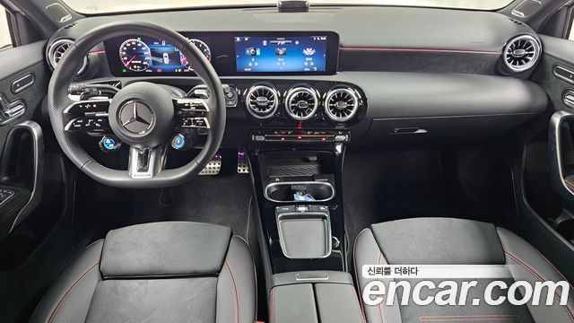 Mercedes-Benz A-Class 2025 — photo 10