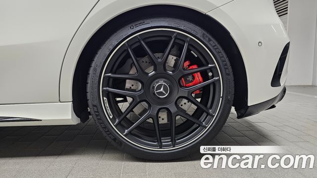 Mercedes-Benz A-Class 2025 — photo 7
