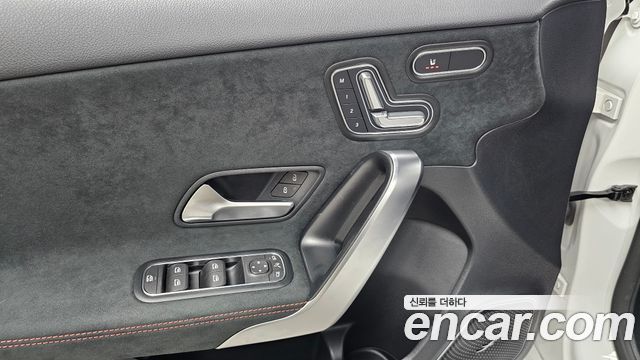 Mercedes-Benz A-Class 2025 — photo 27