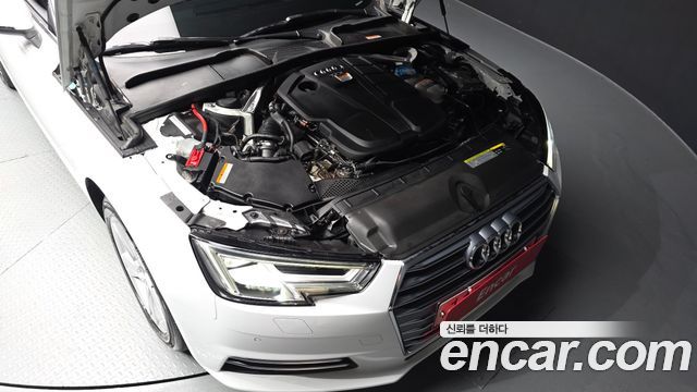 Audi A4 2018 — photo 6