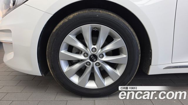 Kia K5 2018 — photo 5