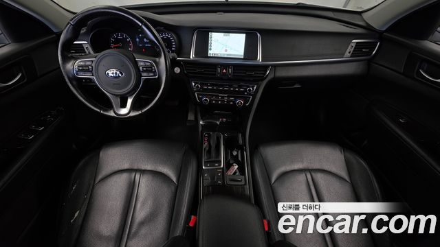 Kia K5 2018 — photo 10