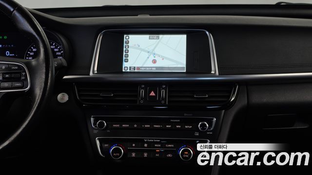Kia K5 2018 — photo 20