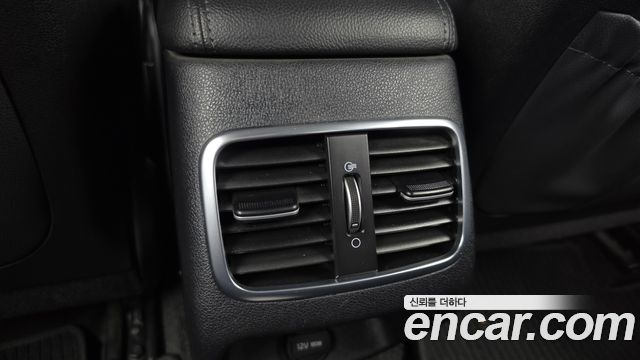 Kia K5 2018 — photo 25