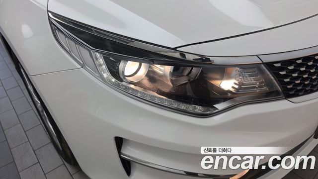 Kia K5 2018 — photo 8