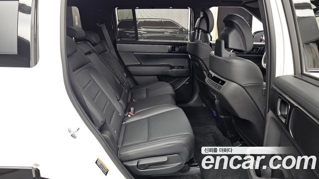 Hyundai Santafe 2024 — photo 12